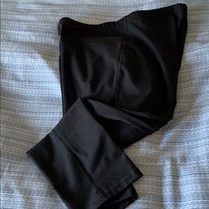 Black maternity Capri workout pants